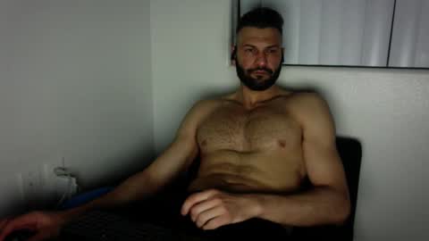 Snapshot of freesoulmovement chatting on January 30, 8:43 am jasmineandaladin69 online show from January 30, 8:43 am