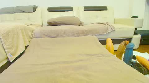 freespirit1637 online show from November 1, 7:21 am