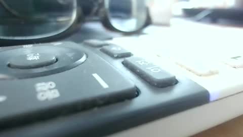 Snapshot of freeuptopia2 chatting on February 27, 7:44 am K-Dick online show from February 27, 7:44 am