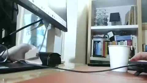 Snapshot of freeuptopia2 chatting on March 1, 11:06 am K-Dick online show from March 1, 11:06 am