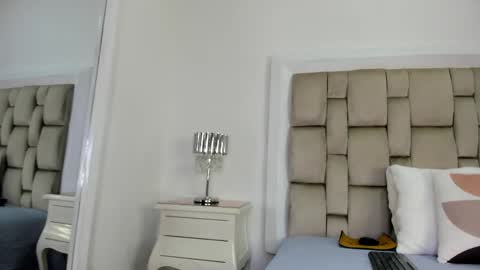Frehia   online show from April 28, 12:21 pm