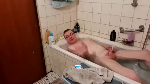 Snapshot of freiburgboy chatting on February 26, 6:07 pm Chriss online show from February 26, 6:07 pm