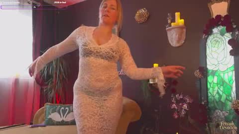Snapshot of french_devotion chatting on March 15, 2:34 pm Louise or Lou 3 online show from March 15, 2:34 pm