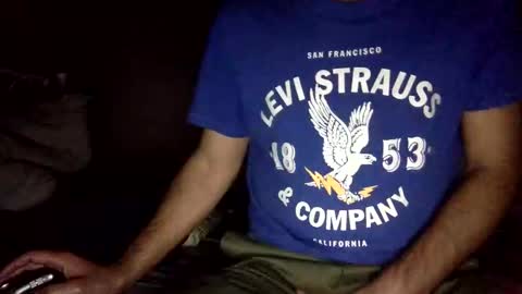 Snapshot of frenchy899 chatting on December 14, 4:31 pm Antoine online show from December 14, 4:31 pm