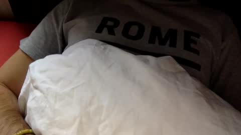 Snapshot of frenchy899 chatting on January 5, 1:47 pm Antoine online show from January 5, 1:47 pm