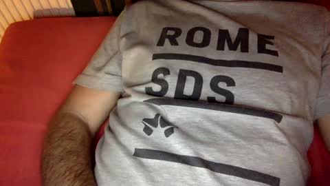 Snapshot of frenchy899 chatting on January 6, 12:37 am Antoine online show from January 6, 12:37 am