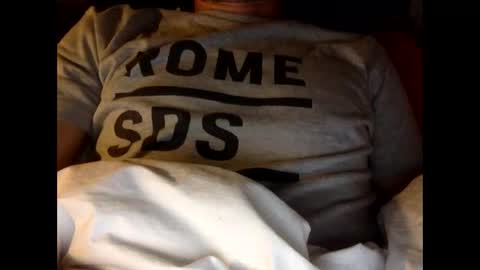 Snapshot of frenchy899 chatting on January 8, 10:06 pm Antoine online show from January 8, 10:06 pm