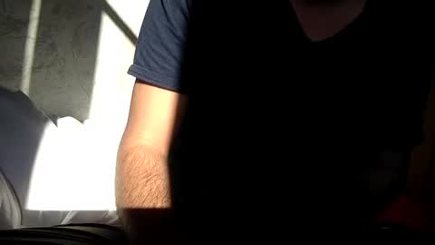 Snapshot of frenchy899 chatting on January 11, 11:02 am Antoine online show from January 11, 11:02 am