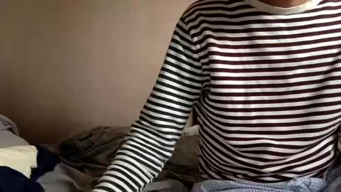 Snapshot of frenchy899 chatting on January 20, 11:45 am Antoine online show from January 20, 11:45 am