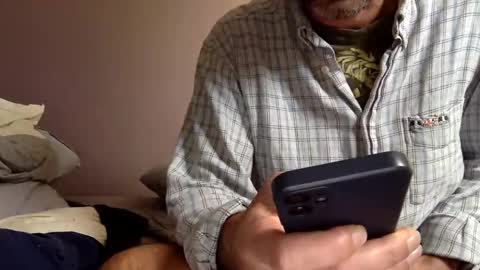 Snapshot of frenchy899 chatting on January 22, 1:00 pm Antoine online show from January 22, 1:00 pm