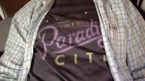 Snapshot of frenchy899 chatting on January 27, 10:16 am Antoine online show from January 27, 10:16 am