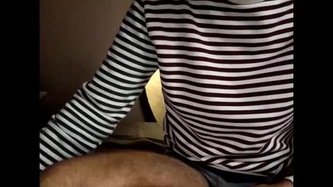 Snapshot of frenchy899 chatting on February 7, 8:11 am Antoine online show from February 7, 8:11 am