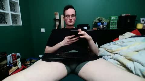 Ian online show from November 5, 7:03 pm