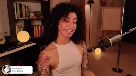 Vale online show from November 17, 3:01 am