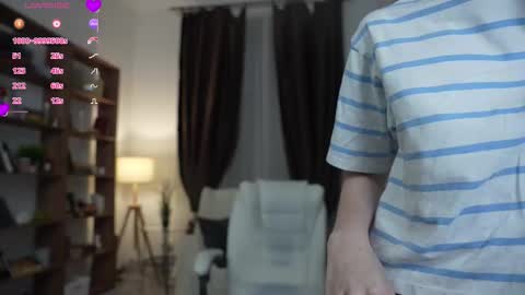 Freya online show from March 8, 2:04 am