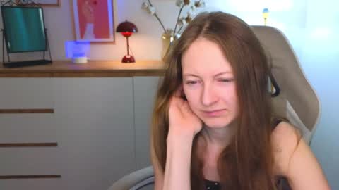 Snapshot of freya_nilsson chatting on December 11, 4:20 pm Freya online show from December 11, 4:20 pm