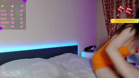 FreyaOliver online show from March 21, 9:29 pm