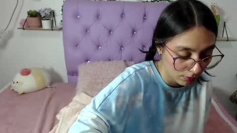 Snapshot of freyja_01 chatting on March 7, 7:30 am Freyja online show from March 7, 7:30 am