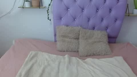 Snapshot of freyja_01 chatting on September 21, 4:30 pm Freyja online show from September 21, 4:30 pm