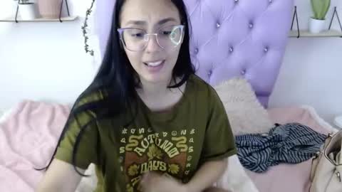 Snapshot of freyja_01 chatting on September 26, 11:09 pm Freyja online show from September 26, 11:09 pm