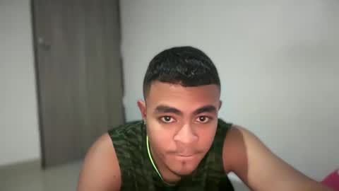 Snapshot of freyva_ chatting on January 27, 1:37 am freyva_ online show from January 27, 1:37 am