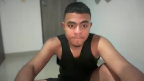 Snapshot of freyva_ chatting on January 28, 2:32 am freyva_ online show from January 28, 2:32 am