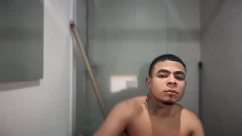 Snapshot of freyva_ chatting on March 10, 12:15 pm freyva_ online show from March 10, 12:15 pm