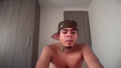 Snapshot of freyva_ chatting on March 11, 4:18 pm freyva_ online show from March 11, 4:18 pm