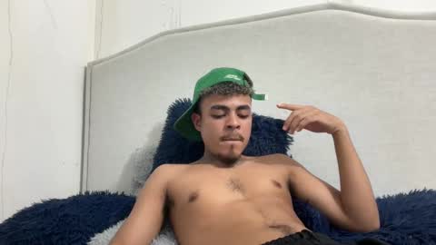 Snapshot of freyva_ chatting on September 19, 3:19 am freyva_ online show from September 19, 3:19 am