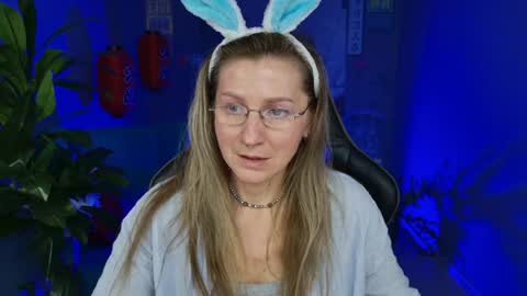 Snapshot of fridatander chatting on December 30, 12:09 pm Frida Tander online show from December 30, 12:09 pm