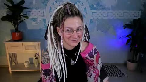 Frida Tander online show from February 6, 5:12 am