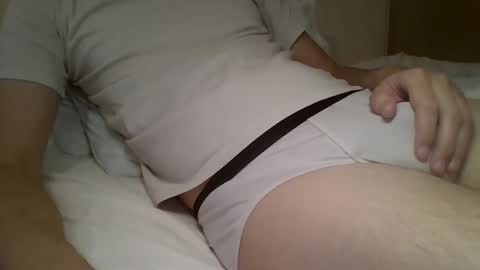 friendly_frank_18 online show from November 9, 1:20 pm