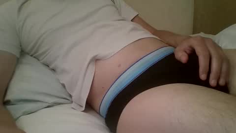 friendly_frank_18 online show from May 24, 7:46 am