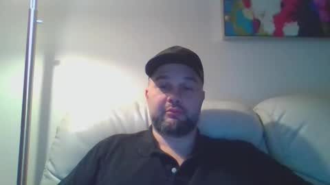 Snapshot of friendlychatpal chatting on March 3, 5:35 am friendlychatpal online show from March 3, 5:35 am