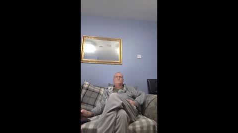 friendlydave528793 online show from January 11, 7:19 pm