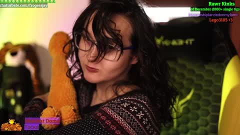   Jaywise Frogfoot  online show from December 6, 9:02 pm