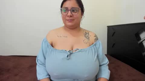 Lucy online show from November 10, 8:19 pm