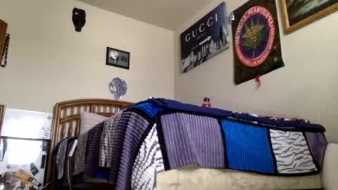 Snapshot of fromthabac chatting on June 15, 2:41 pm fromthabac online show from June 15, 2:41 pm