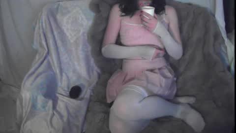 frostyboi20 online show from February 12, 3:07 pm