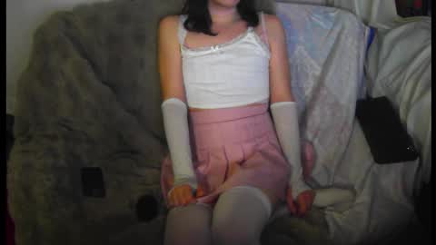 frostyboi20 online show from February 23, 4:15 pm