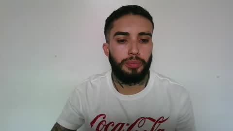 Snapshot of ftmen chatting on January 9, 3:44 pm Jestevan online show from January 9, 3:44 pm