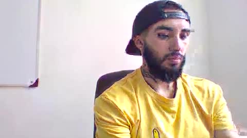 Snapshot of ftmen chatting on January 29, 3:04 pm Jestevan online show from January 29, 3:04 pm