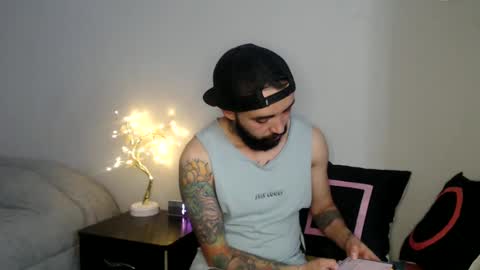 Snapshot of ftmen chatting on September 8, 6:51 pm Jestevan online show from September 8, 6:51 pm