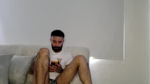 Snapshot of ftmen chatting on January 15, 4:44 pm Jestevan online show from January 15, 4:44 pm