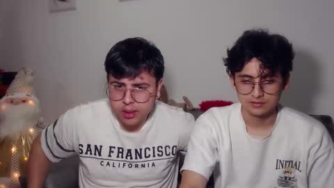 uwu online show from November 15, 12:30 am