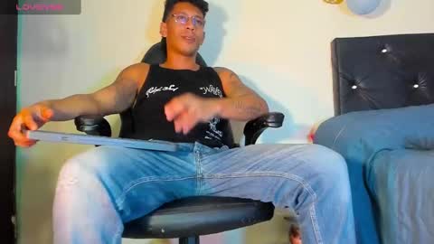 Snapshot of fuck_hardlove chatting on December 22, 3:00 am Ricardodominic 1 MODELO INDEPENDIENTE online show from December 22, 3:00 am