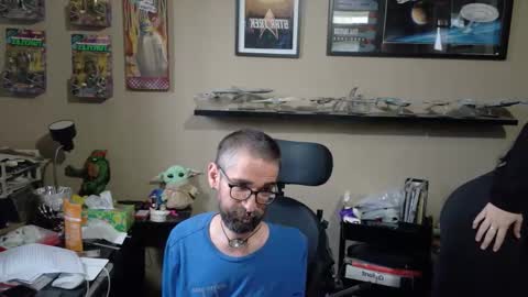 fuck_i_dunno online show from April 18, 11:16 pm