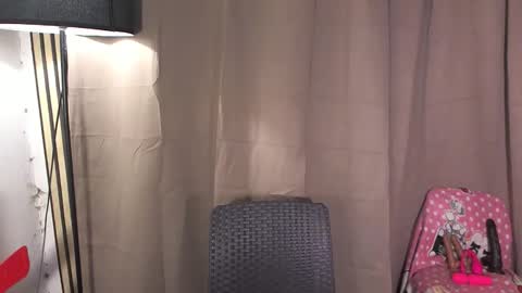Snapshot of fuckdoljackylyn chatting on April 25, 12:41 pm fuckdoljackylyn online show from April 25, 12:41 pm