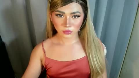 Snapshot of fuckdoll_rain chatting on March 18, 7:33 am R A I N M O R A L E S G M A I L . C O M online show from March 18, 7:33 am
