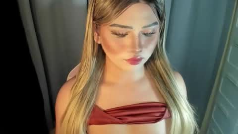 Snapshot of fuckdoll_rain chatting on May 1, 11:42 pm R A I N M O R A L E S G M A I L . C O M online show from May 1, 11:42 pm